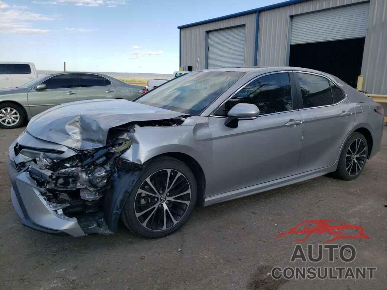 TOYOTA CAMRY 2018 - 4T1B11HKXJU668797