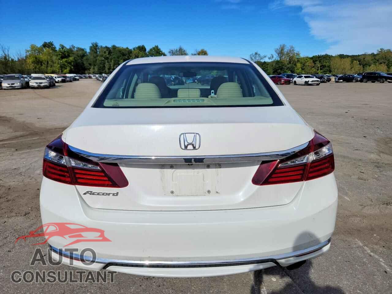 HONDA ACCORD 2017 - 1HGCR2F80HA043515