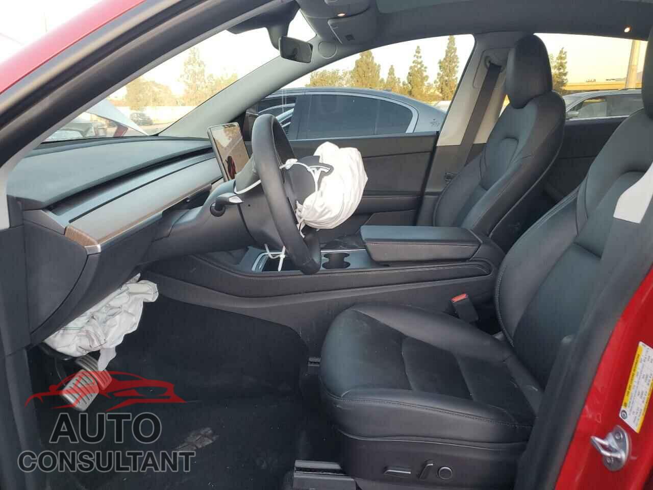 TESLA MODEL Y 2021 - 5YJYGDEF5MF251977