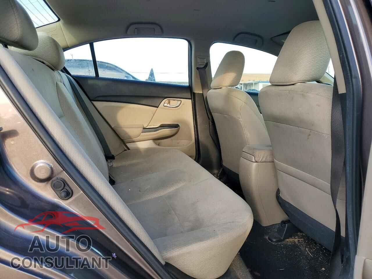 HONDA CIVIC 2013 - 2HGFB2F55DH596809