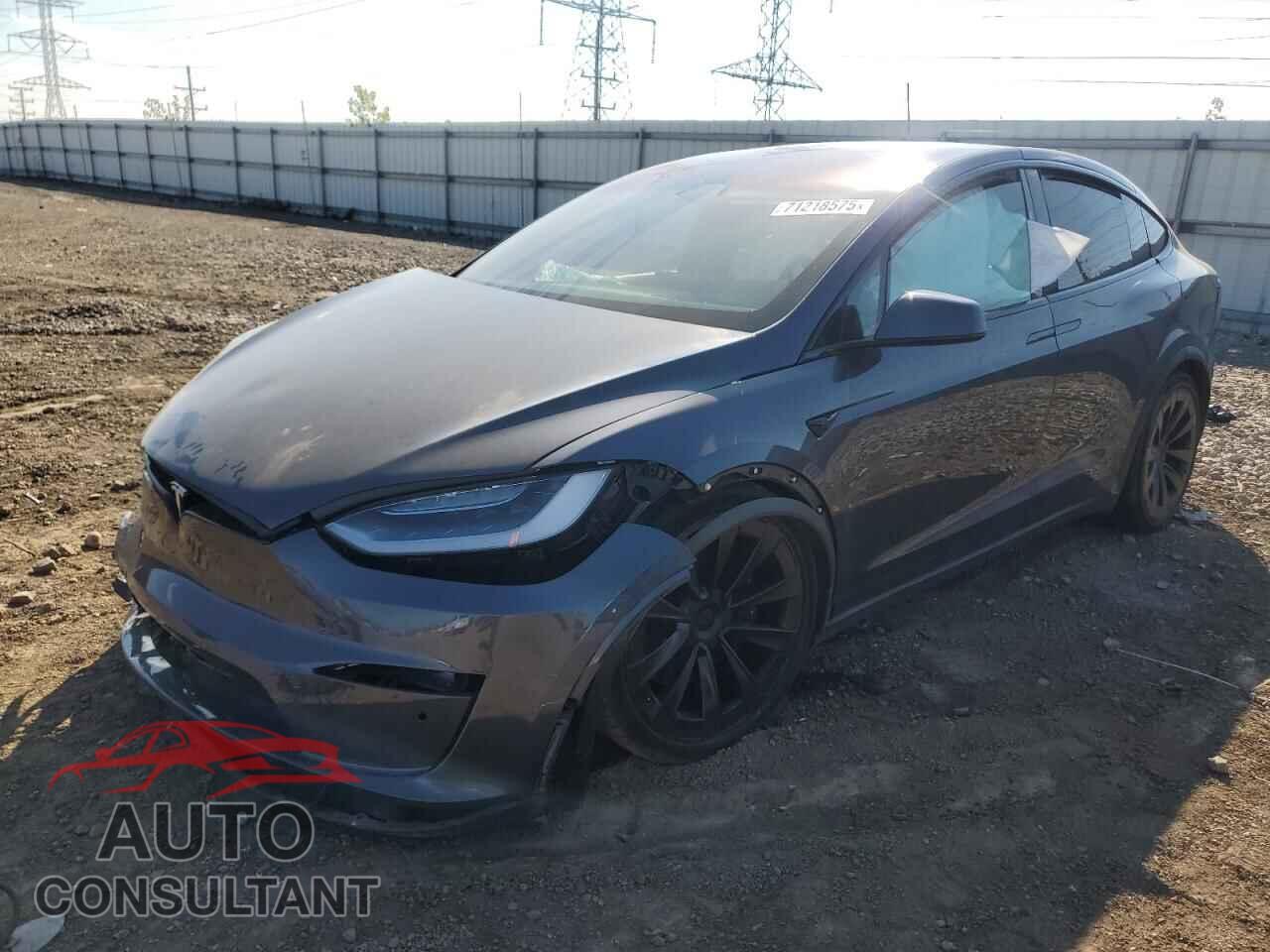TESLA MODEL X 2023 - 7SAXCBE6XPF373480