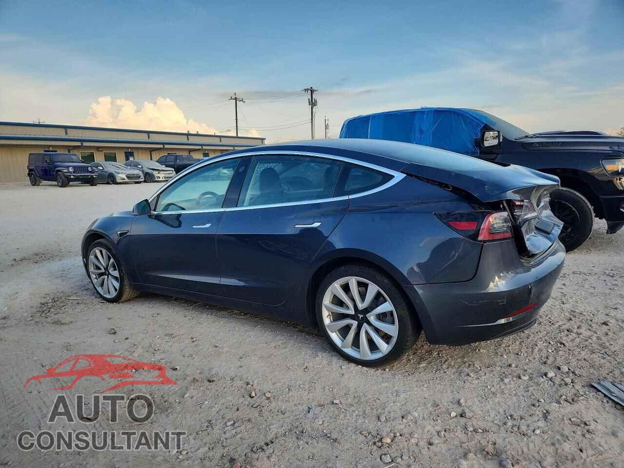 TESLA MODEL 3 2020 - 5YJ3E1EA6LF660944