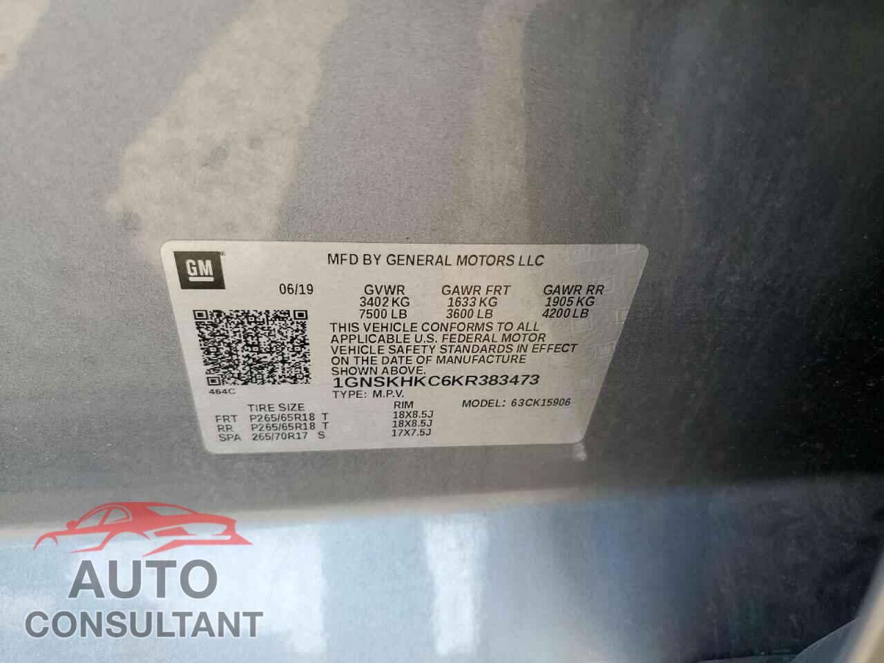 CHEVROLET SUBURBAN 2019 - 1GNSKHKC6KR383473