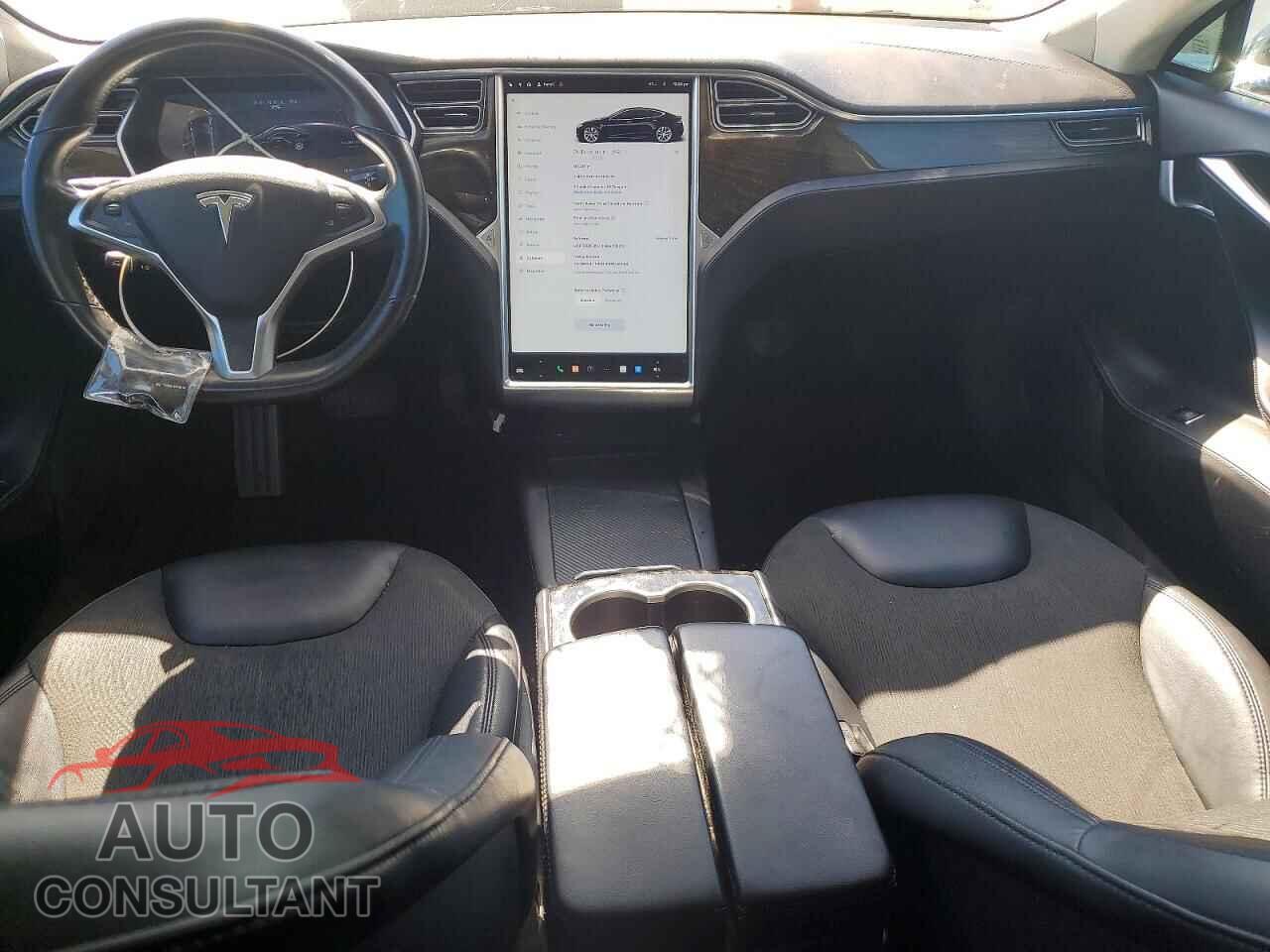TESLA MODEL S 2016 - 5YJSA1E15GF142479