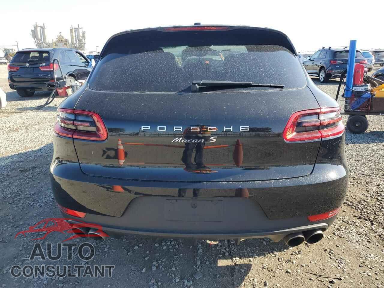 PORSCHE MACAN 2015 - WP1AB2A58FLB66485