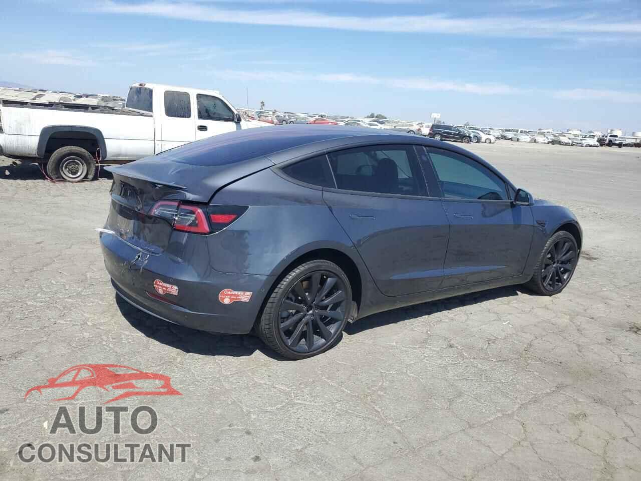 TESLA MODEL 3 2018 - 5YJ3E1EA9JF020028