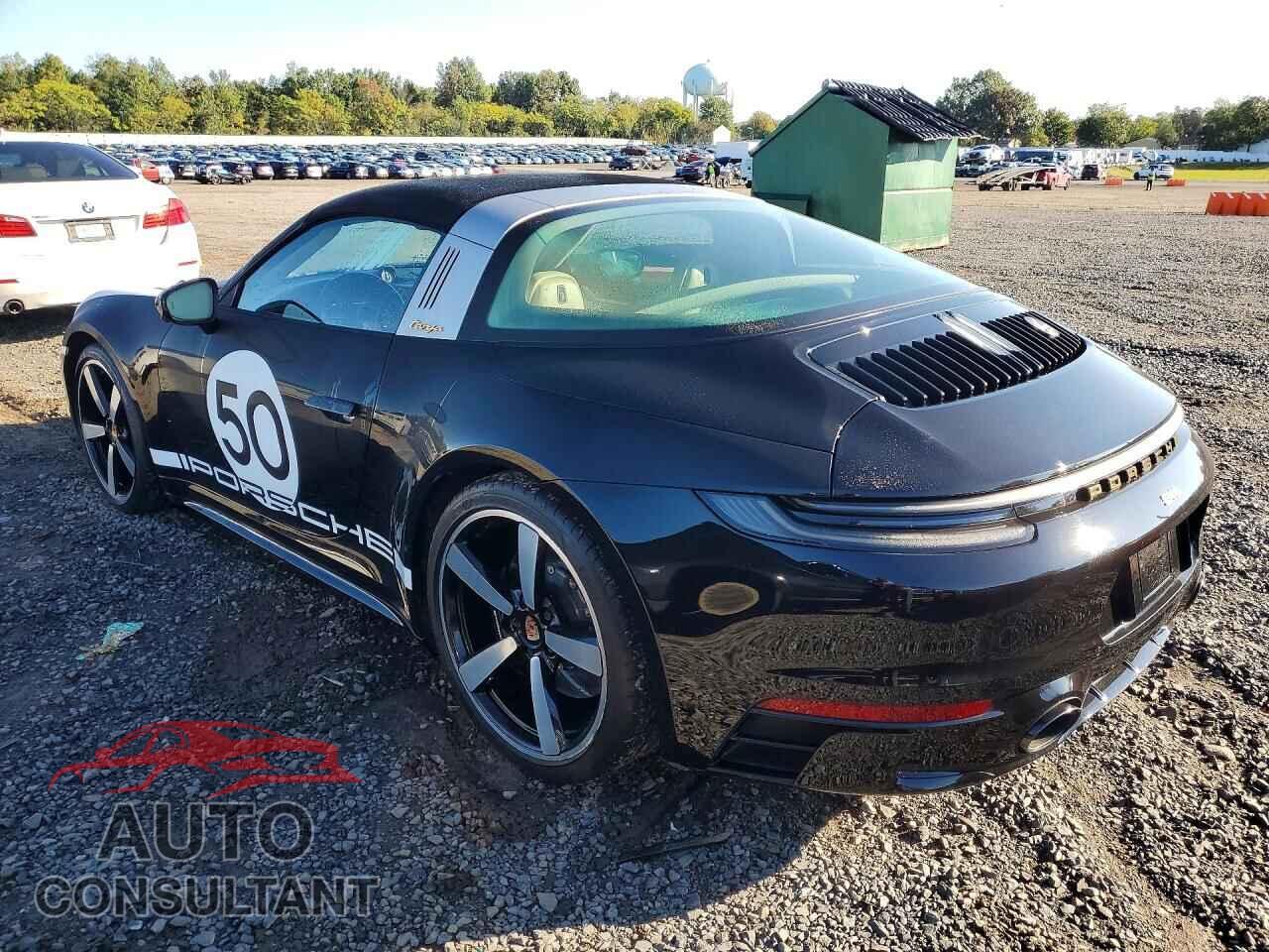 PORSCHE 911 2021 - WP0BB2A92MS235716