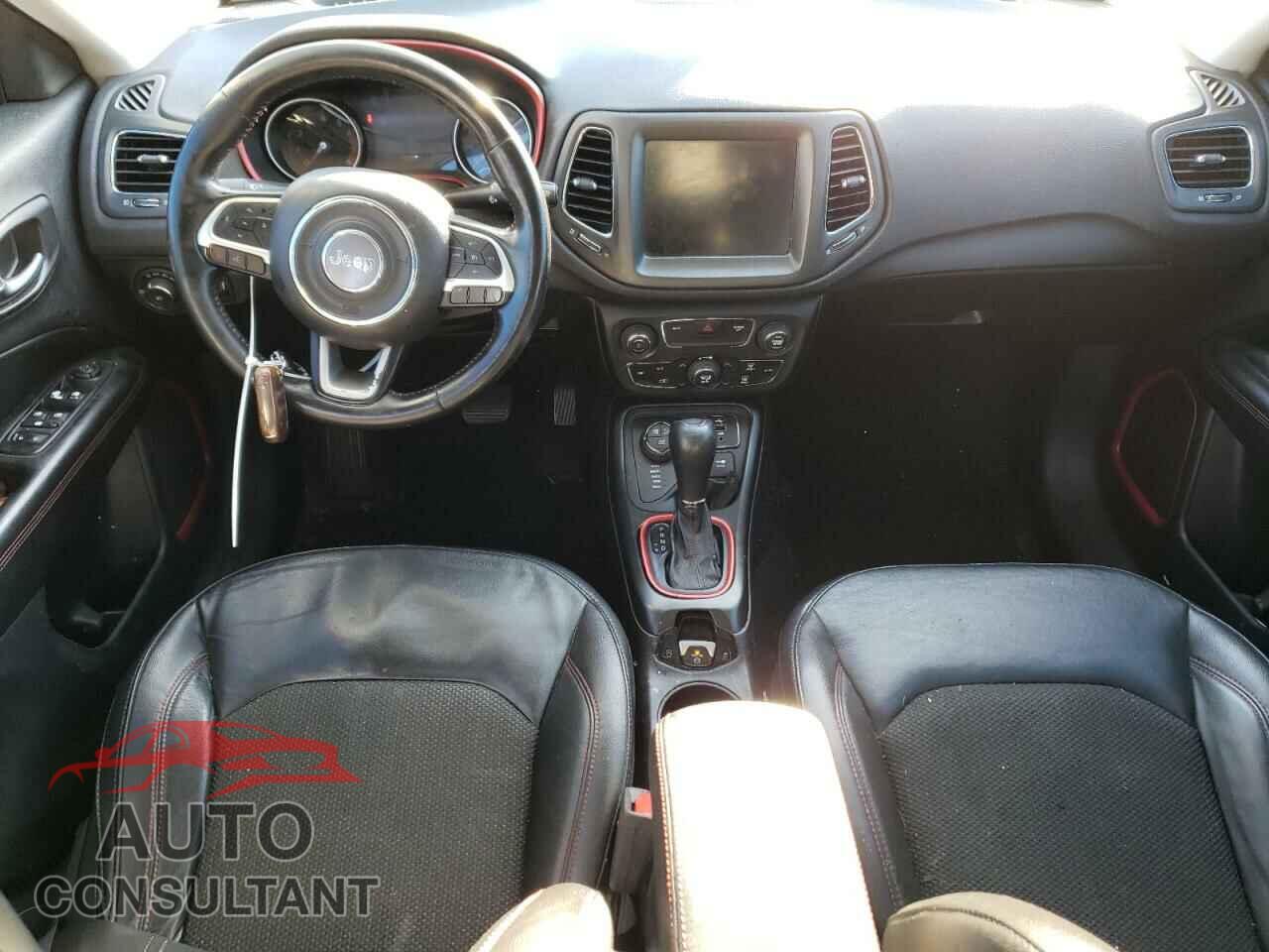 JEEP COMPASS 2020 - 3C4NJDDB4LT189586