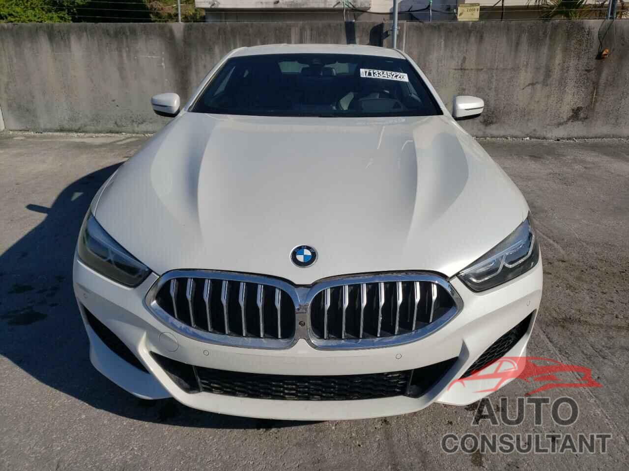 BMW 8 SERIES 2022 - WBAAE2C04NCH18587
