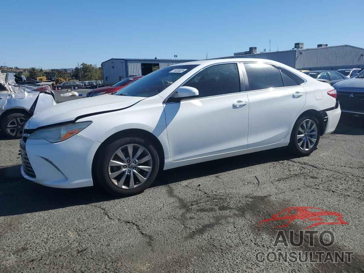 TOYOTA CAMRY 2015 - 4T1BF1FK0FU960180