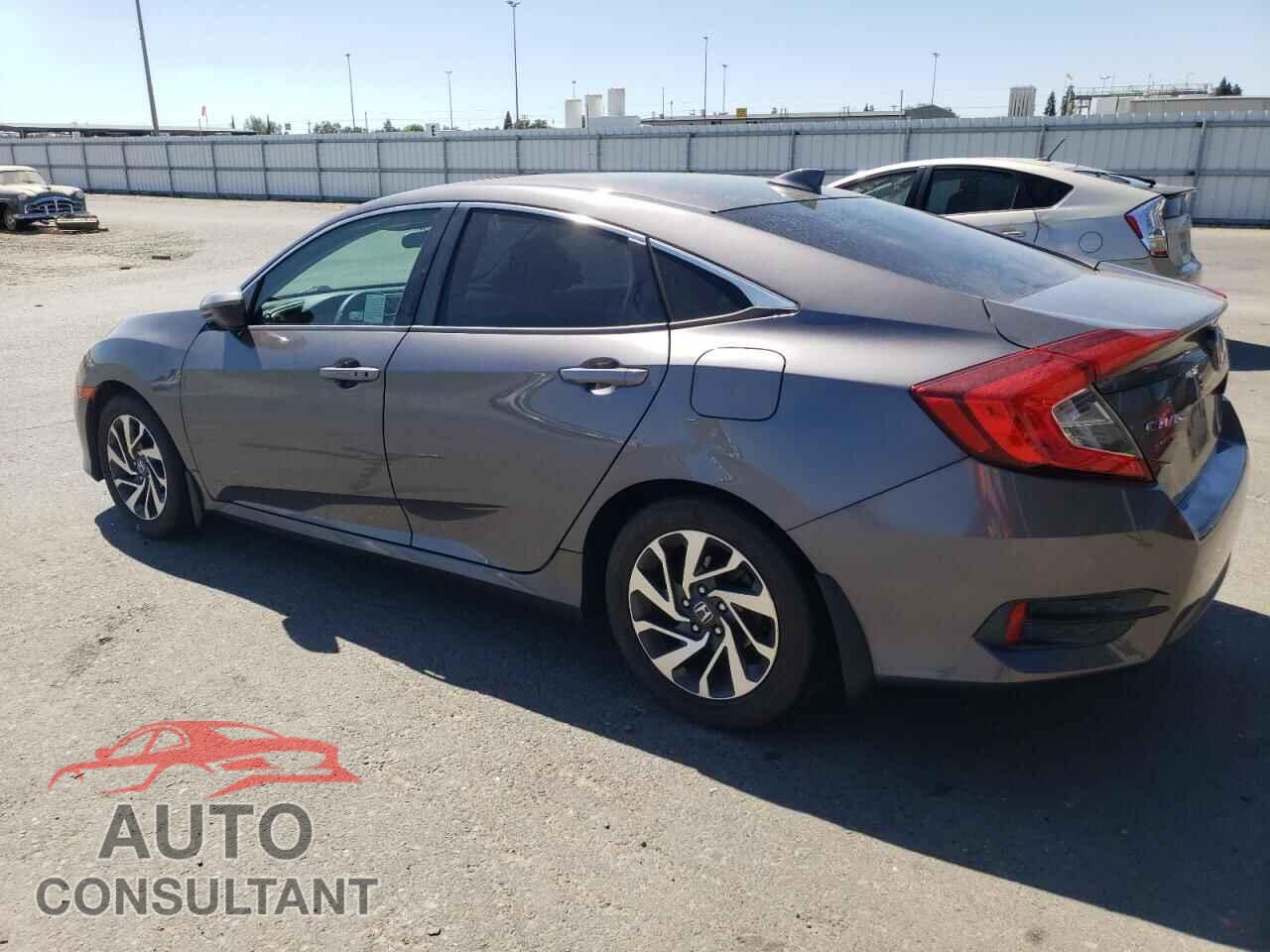 HONDA CIVIC 2018 - 2HGFC2F76JH516654
