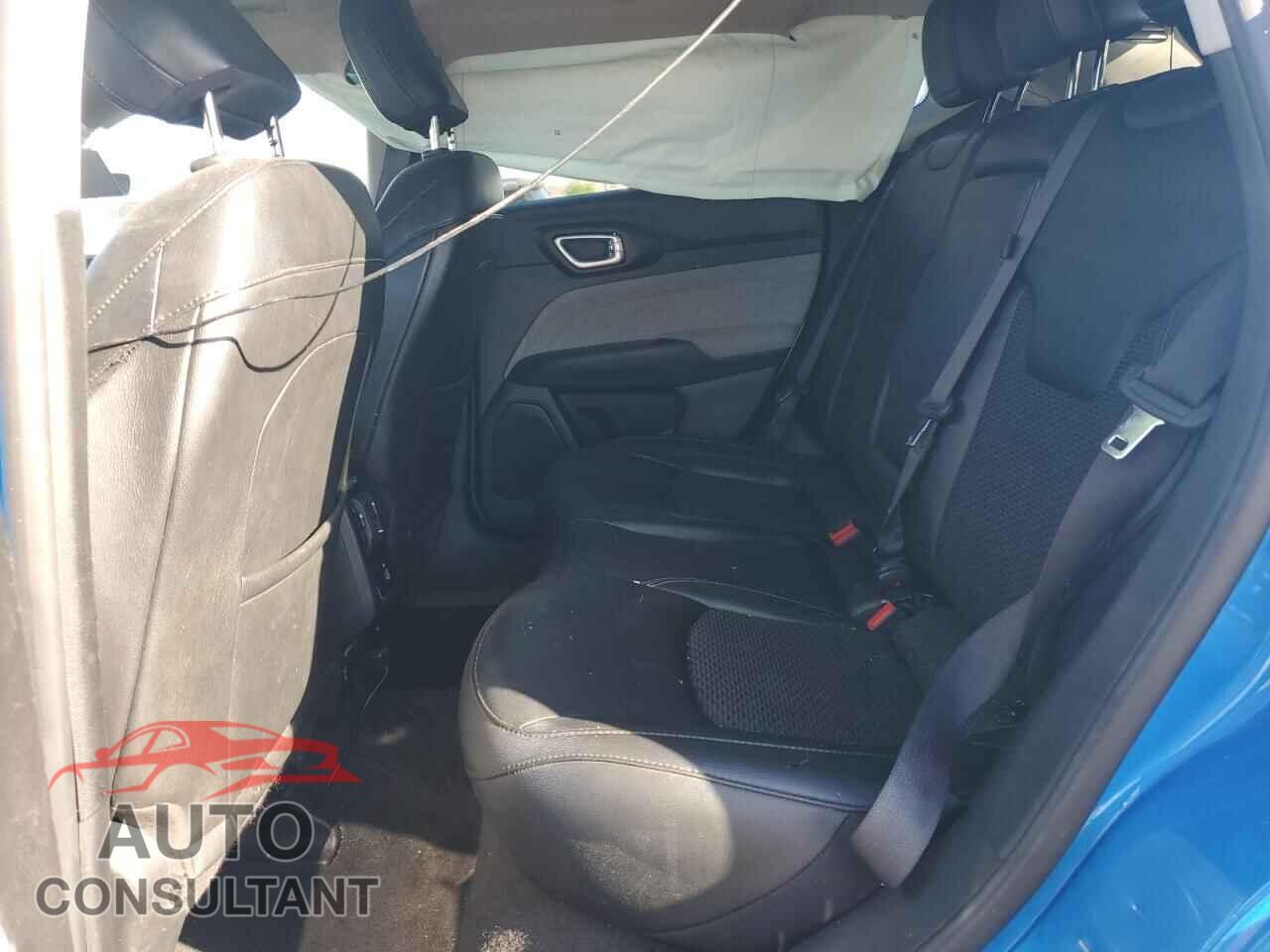 JEEP COMPASS 2022 - 3C4NJDBB0NT111604