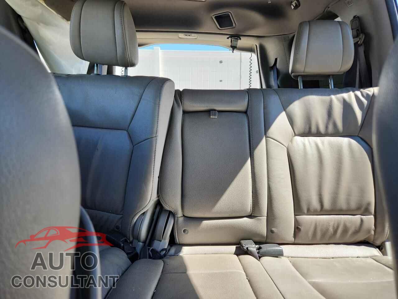 HONDA PILOT 2012 - 5FNYF3H75CB030640