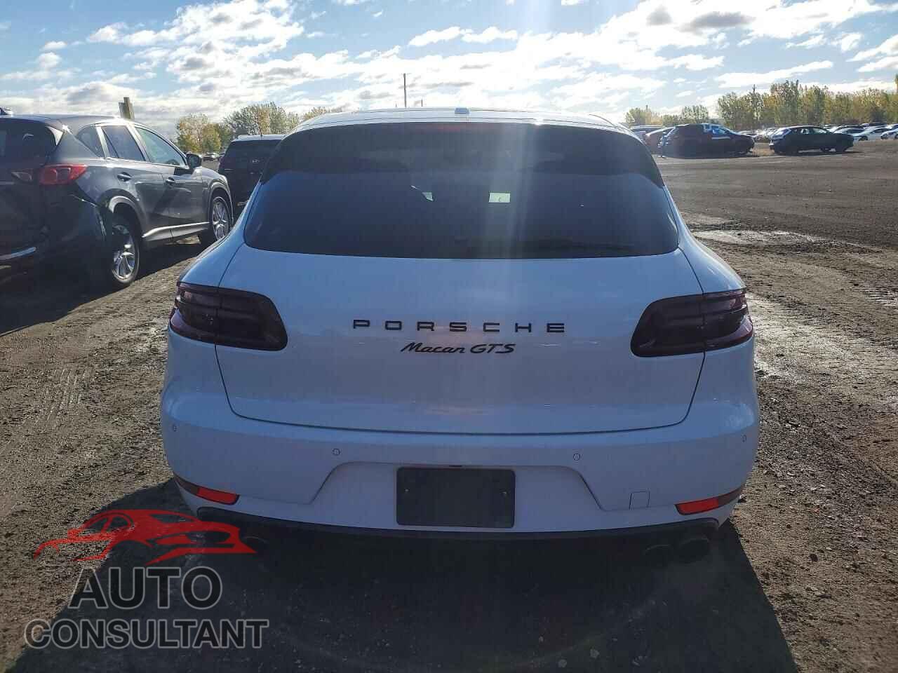 PORSCHE MACAN 2018 - WP1AG2A50JLB60562