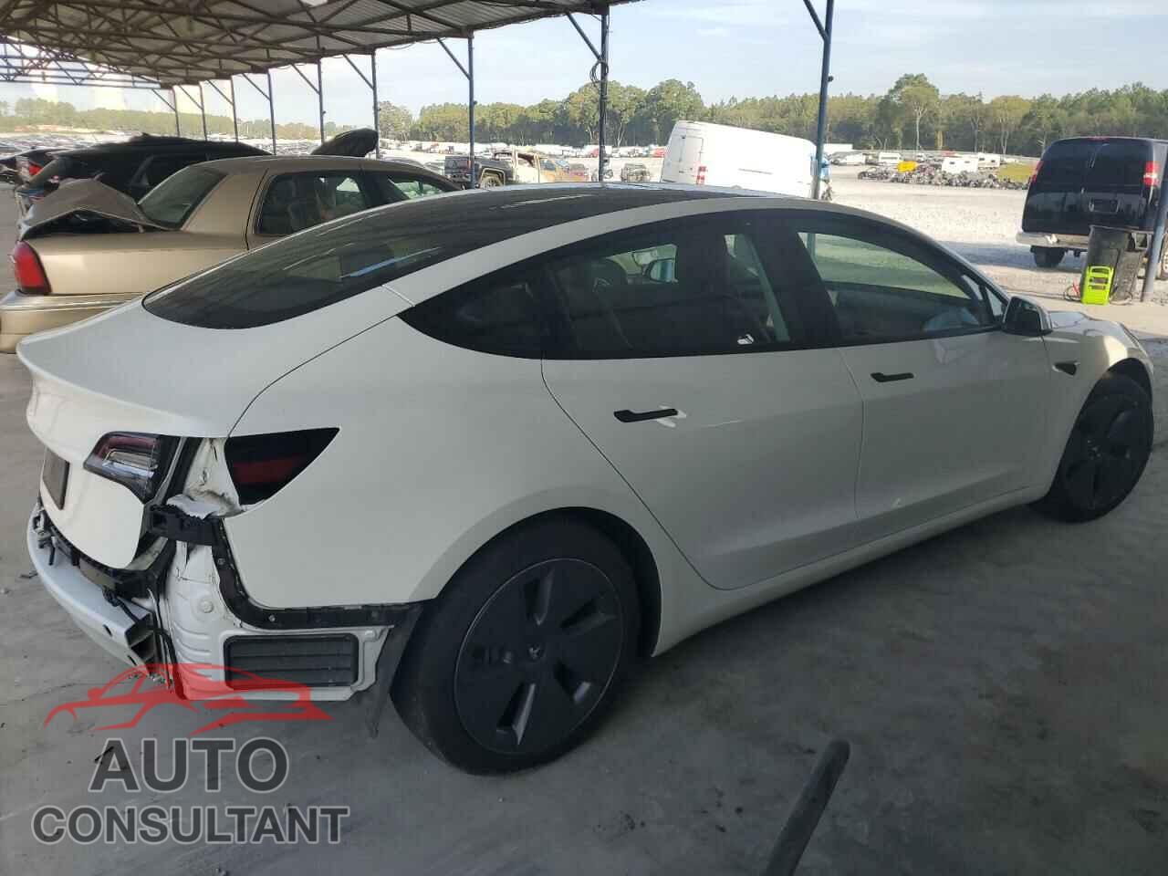 TESLA MODEL 3 2022 - 5YJ3E1EA5NF326519