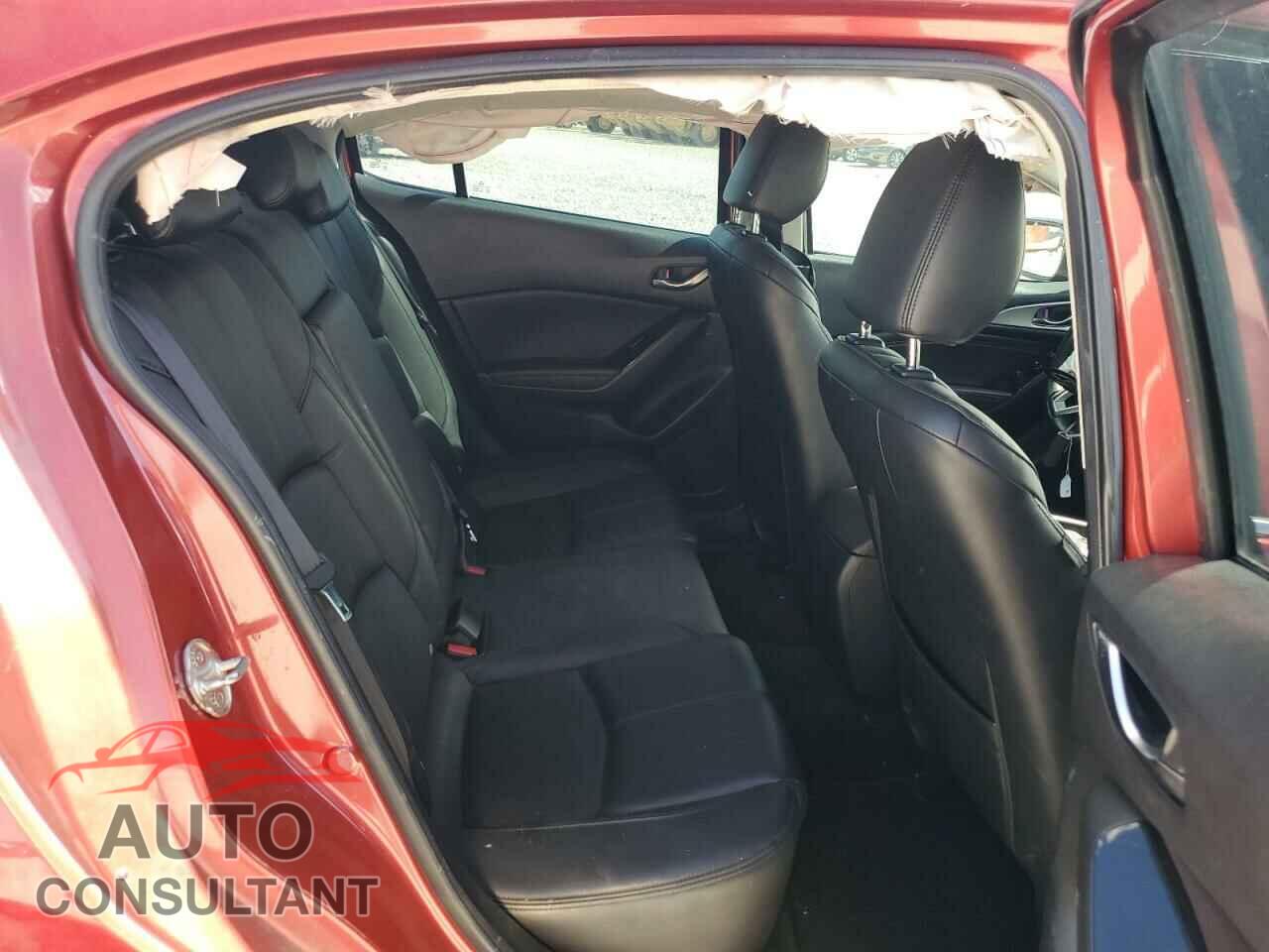 MAZDA 3 2017 - 3MZBN1V79HM116664