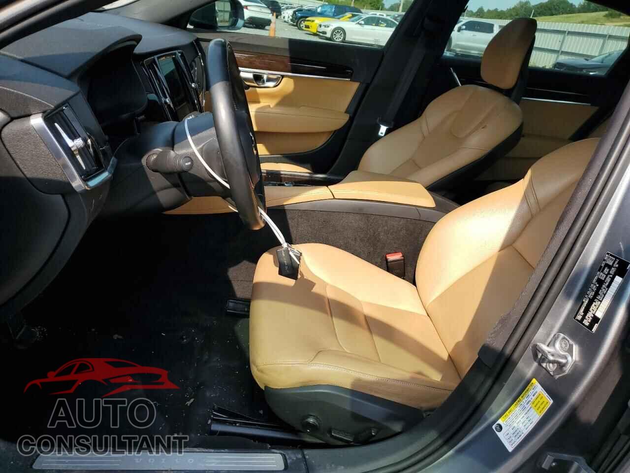VOLVO S90 2018 - LVY982AK1JP016057