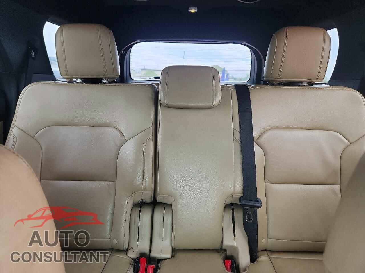 FORD EXPLORER 2017 - 1FM5K7D83HGA31413