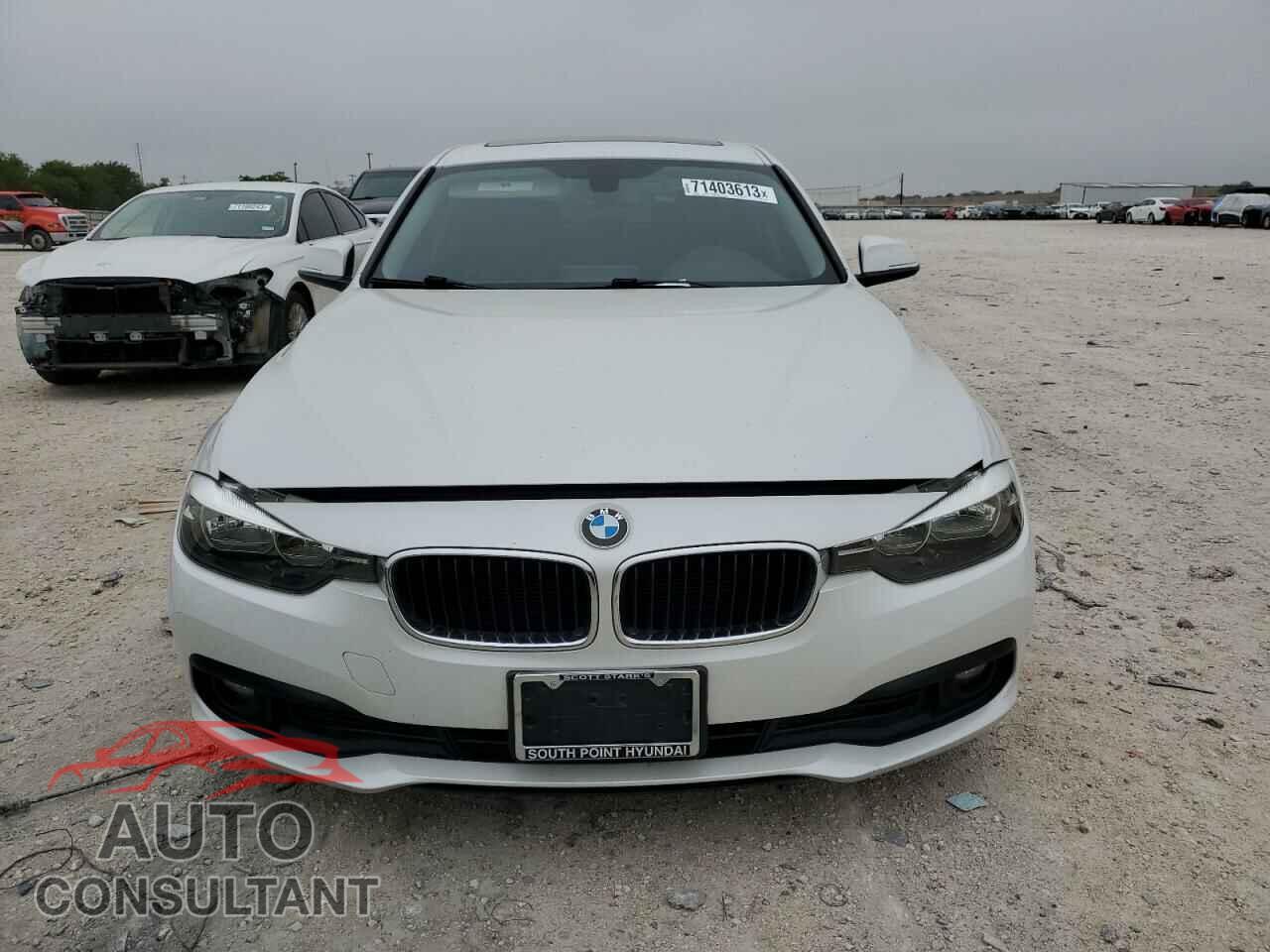 BMW 3 SERIES 2016 - WBA8E5G55GNU20964