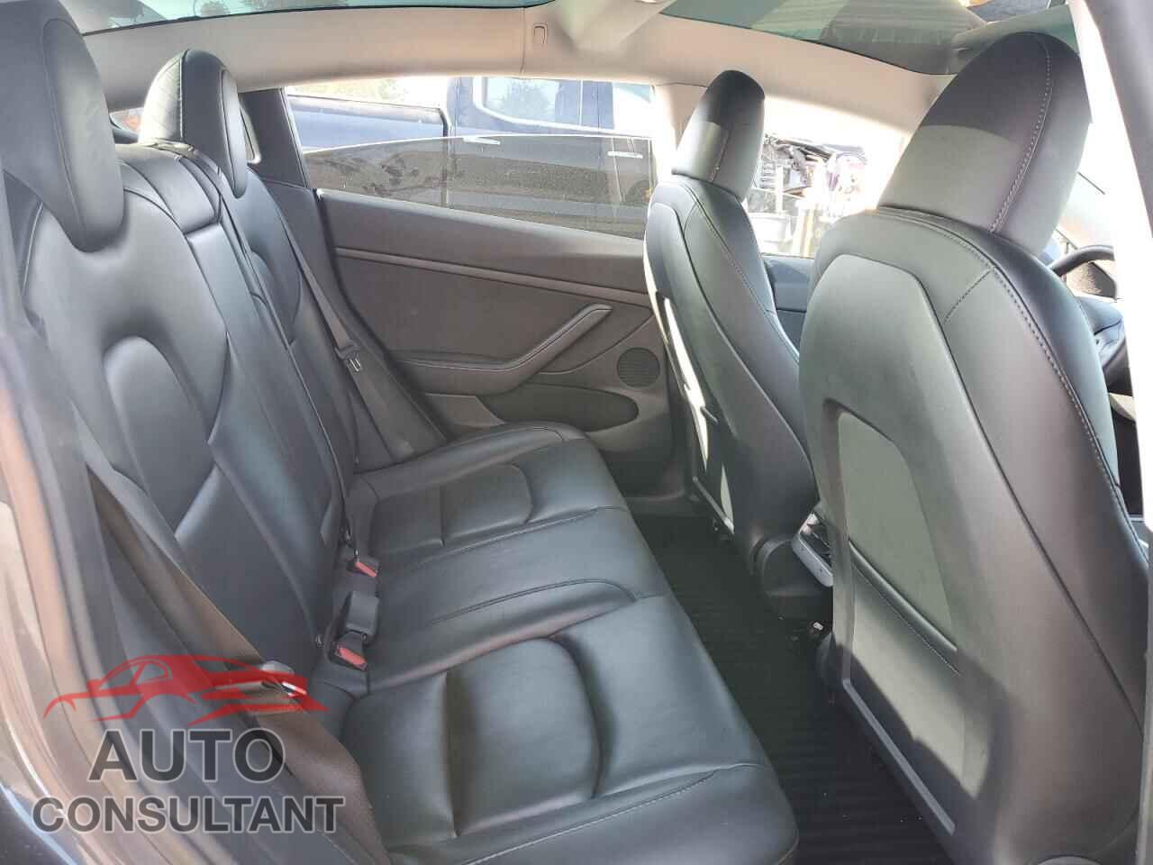 TESLA MODEL 3 2023 - 5YJ3E1EA9PF700830