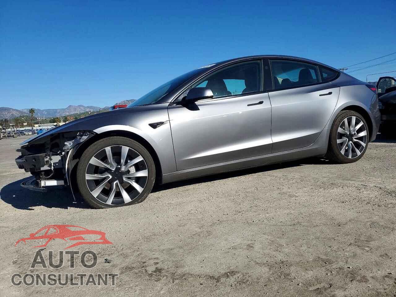 TESLA MODEL 3 2024 - 5YJ3E1EA4RF857295
