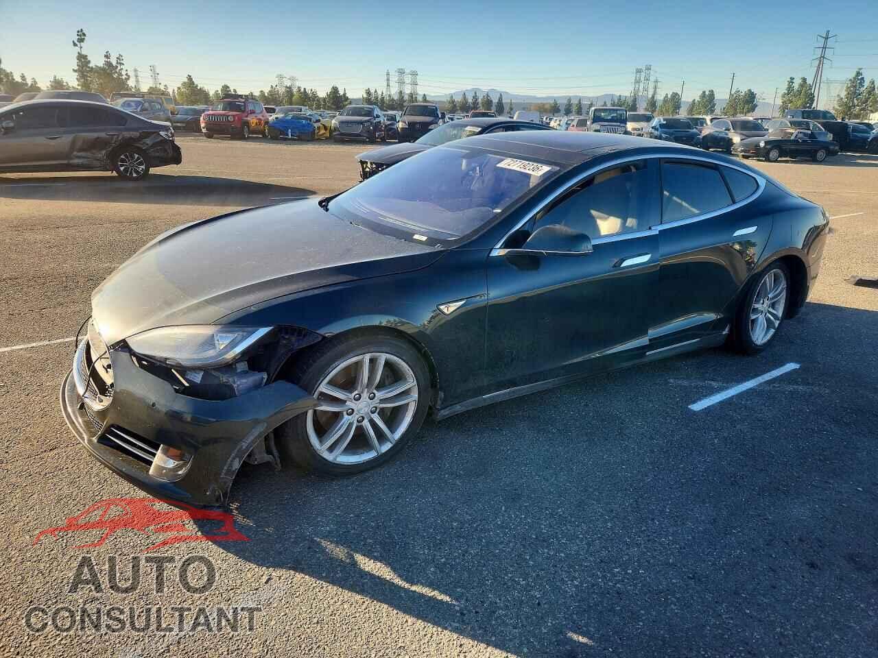TESLA MODEL S 2014 - 5YJSA1H10EFP32419