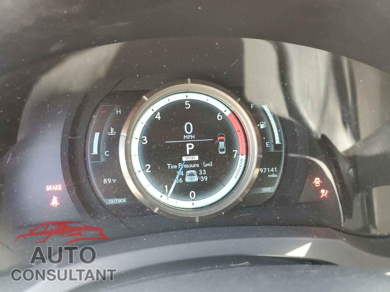 LEXUS IS 2016 - JTHBA1D20G5022681