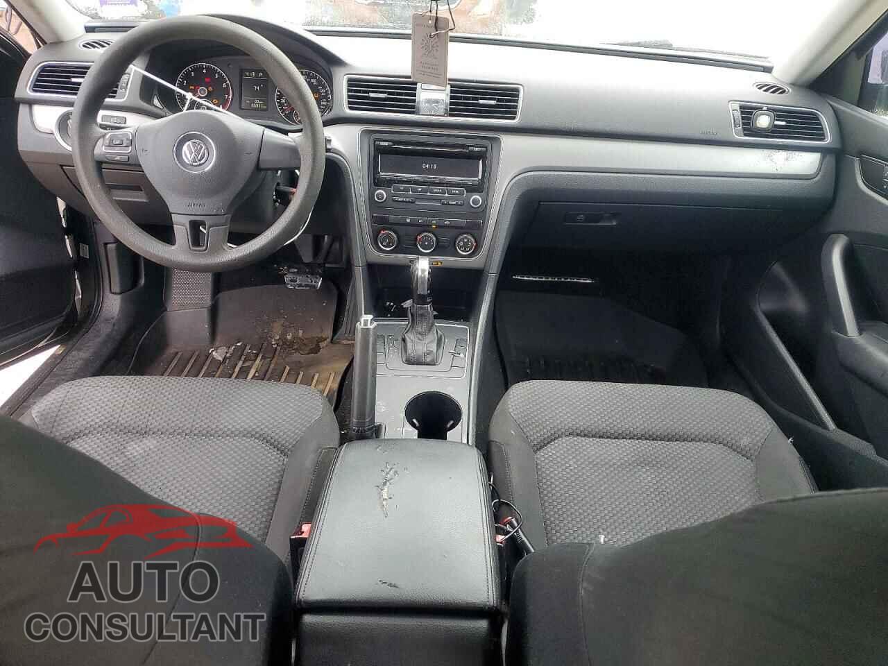 VOLKSWAGEN PASSAT 2014 - 1VWAP7A34EC002788