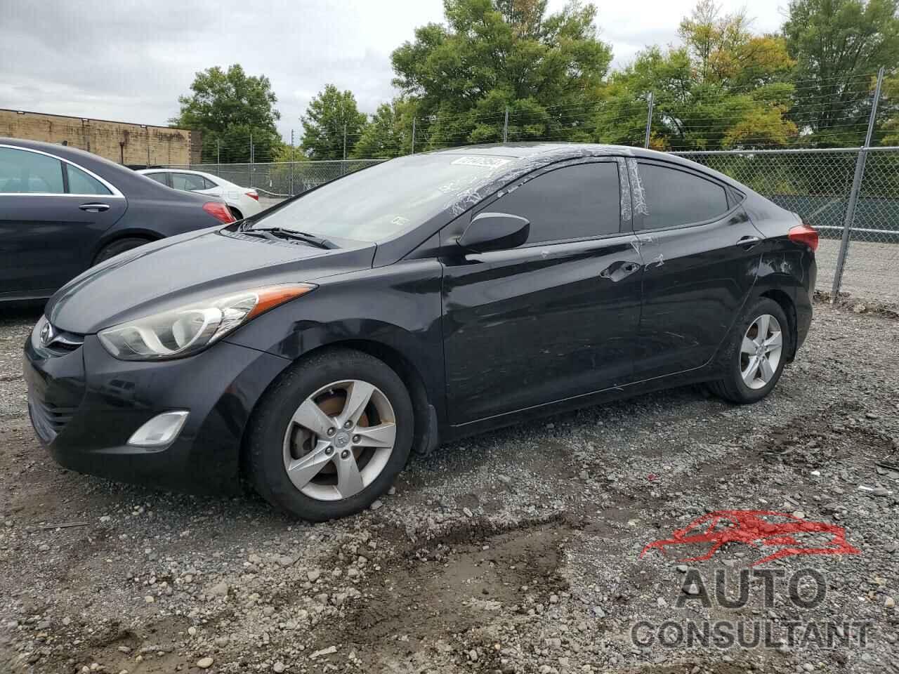 HYUNDAI ELANTRA 2013 - KMHDH4AE7DU527930