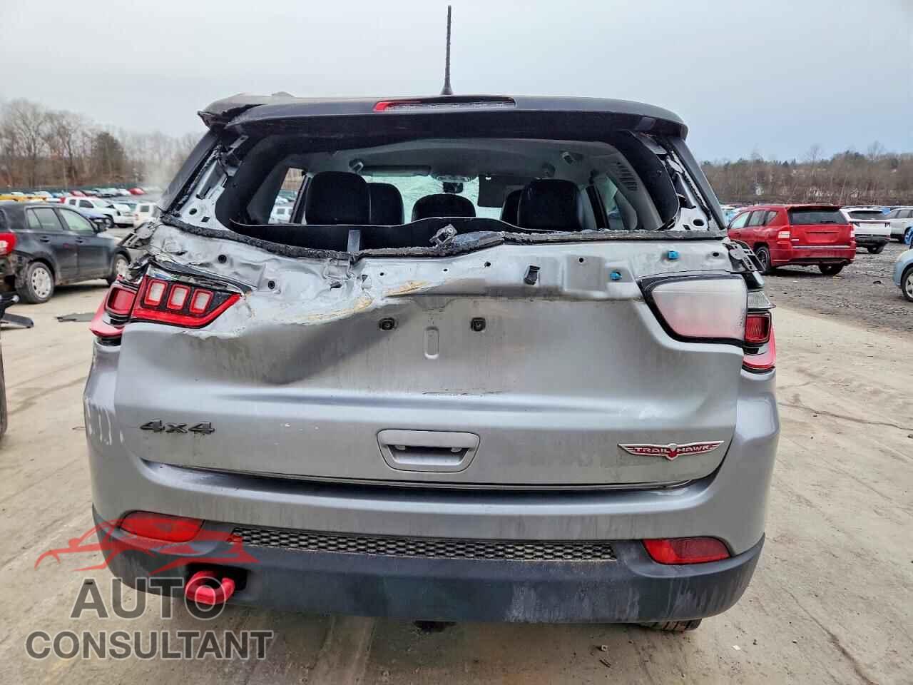 JEEP COMPASS 2017 - 3C4NJDDB5HT624073
