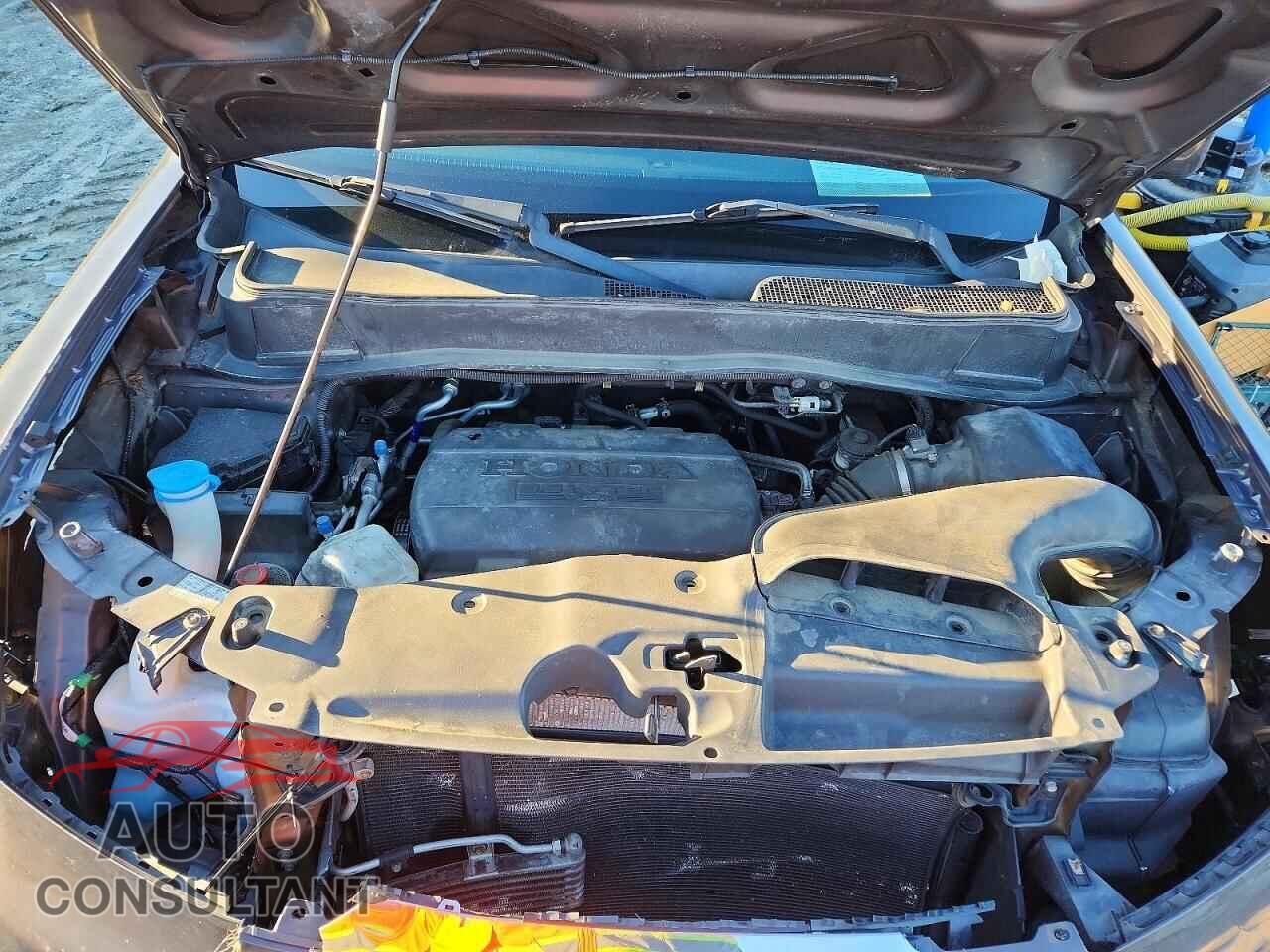 HONDA PILOT 2013 - 5FNYF4H50DB077922