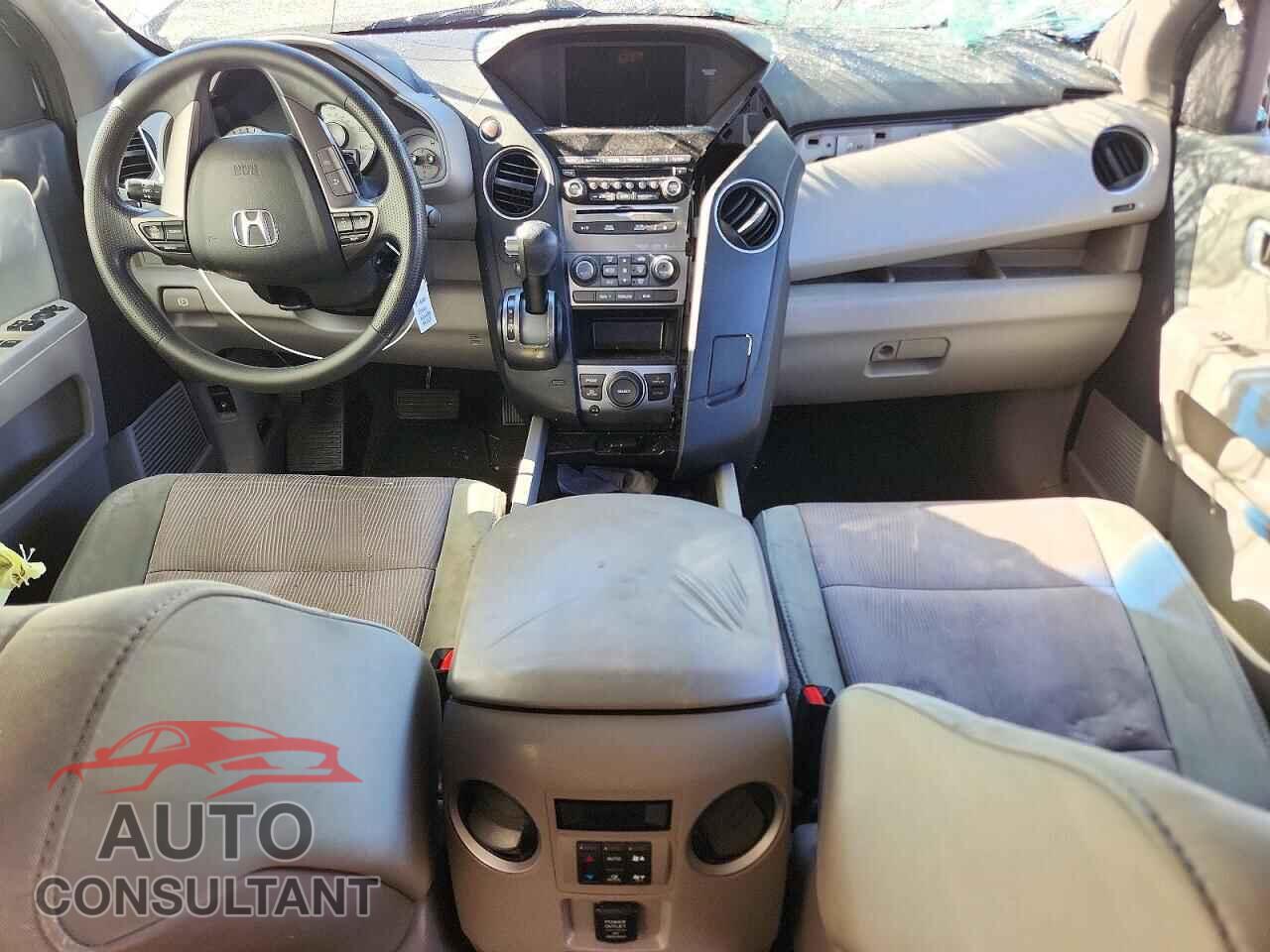 HONDA PILOT 2015 - 5FNYF3H36FB009717