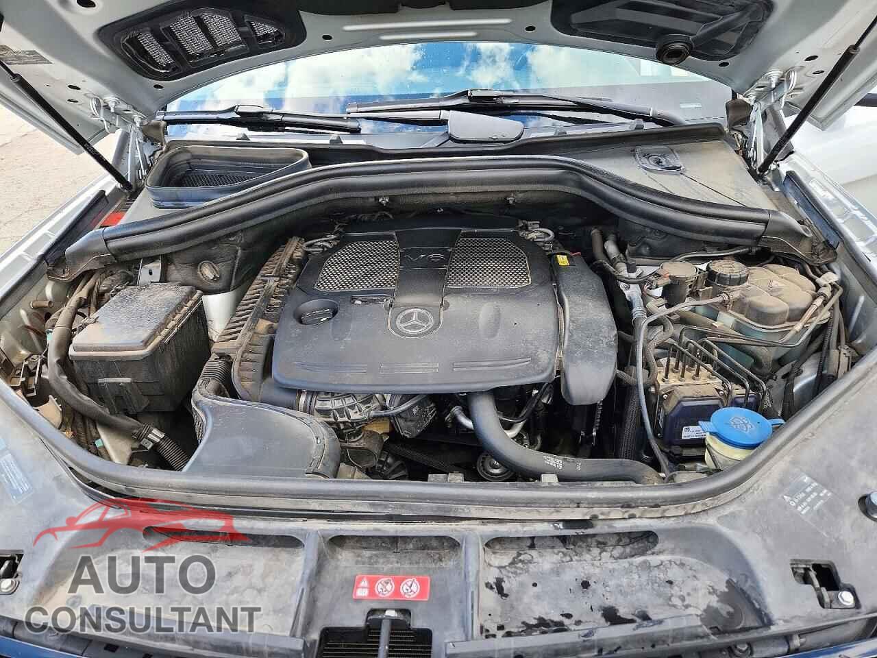 MERCEDES-BENZ M-CLASS 2012 - 4JGDA5HB3CA004460