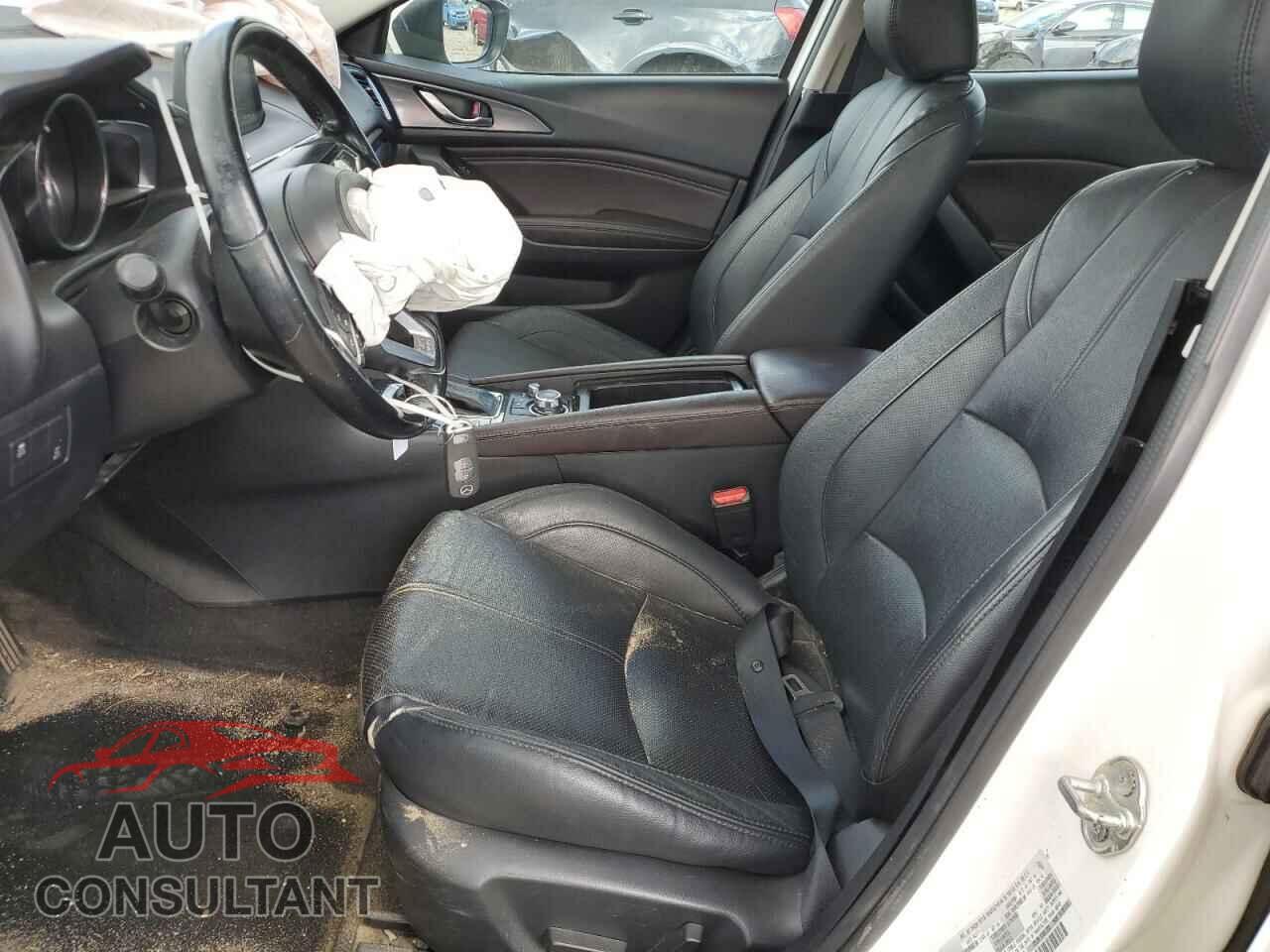 MAZDA 3 2017 - 3MZBN1M38HM148035