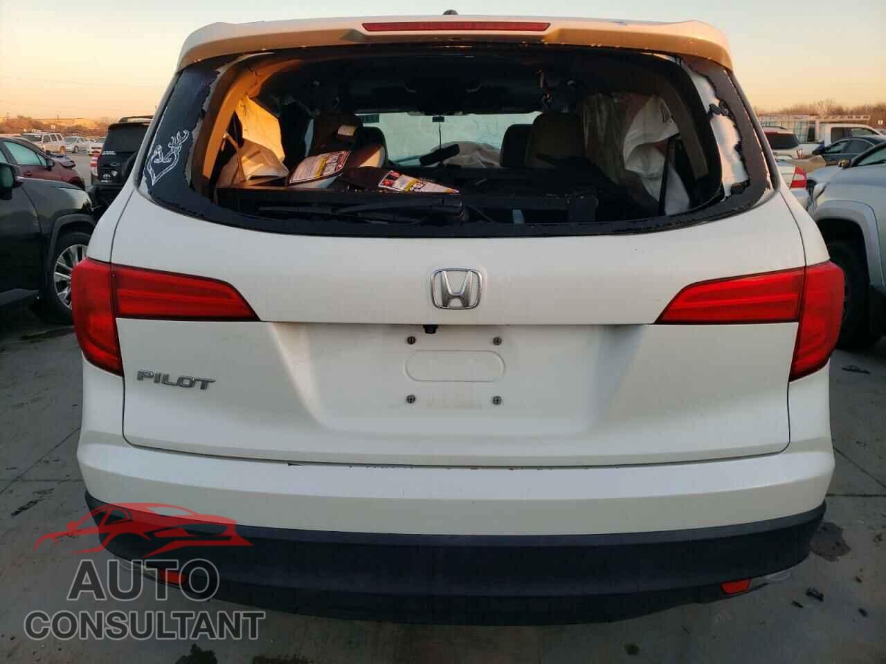 HONDA PILOT 2017 - 5FNYF5H87HB014175