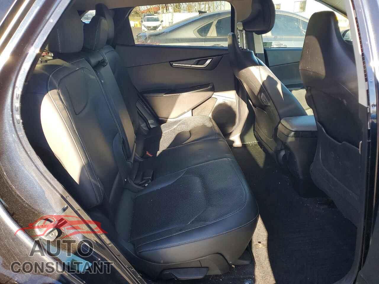 KIA EV6 LIGHT 2022 - KNDC3DLC8N5070132