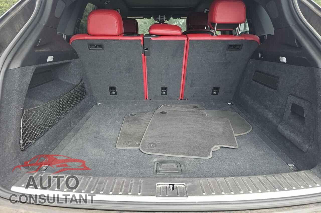 PORSCHE CAYENNE 2019 - WP1AA2AY2KDA07656