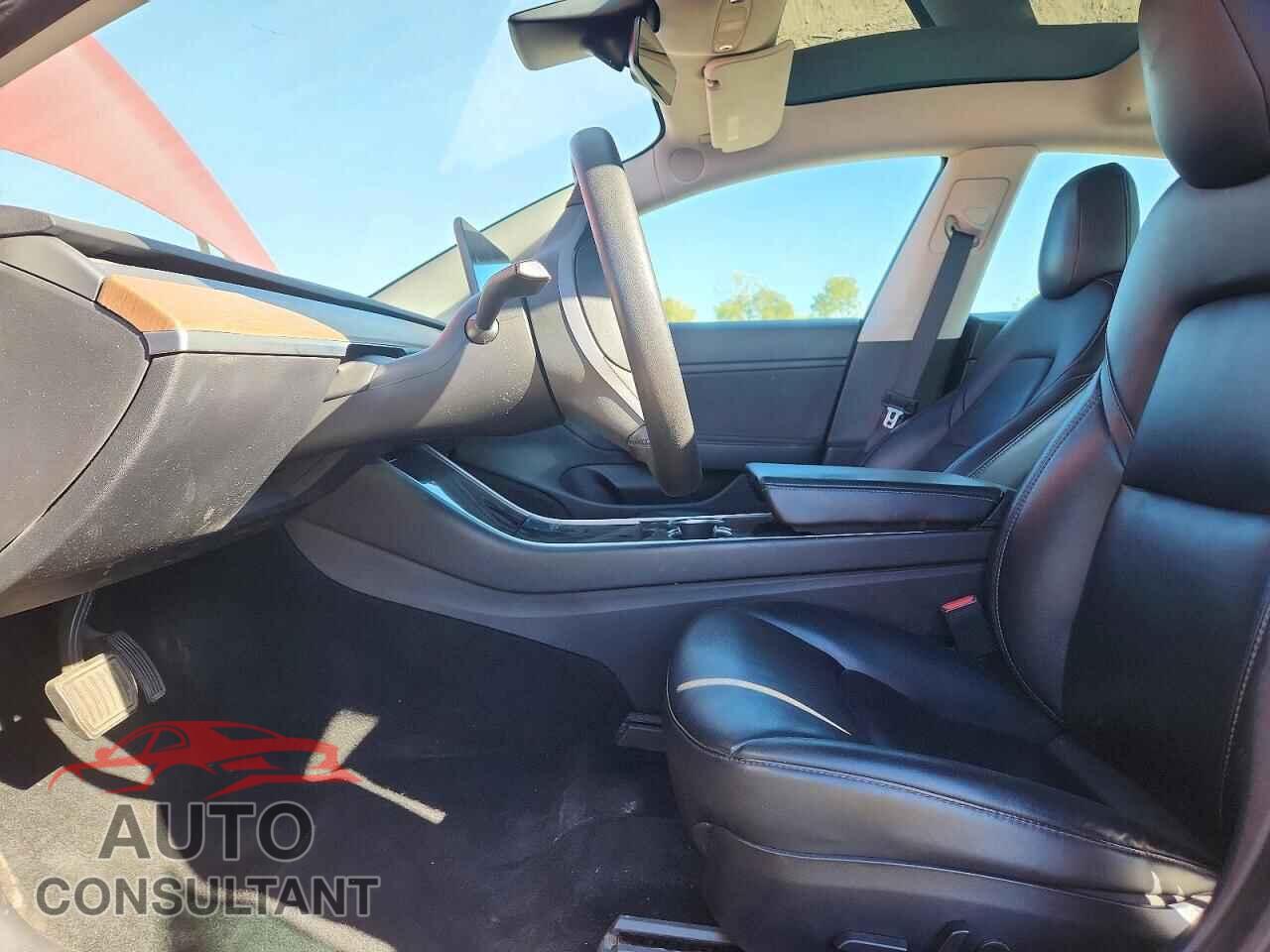 TESLA MODEL 3 2020 - 5YJ3E1EB5LF803102