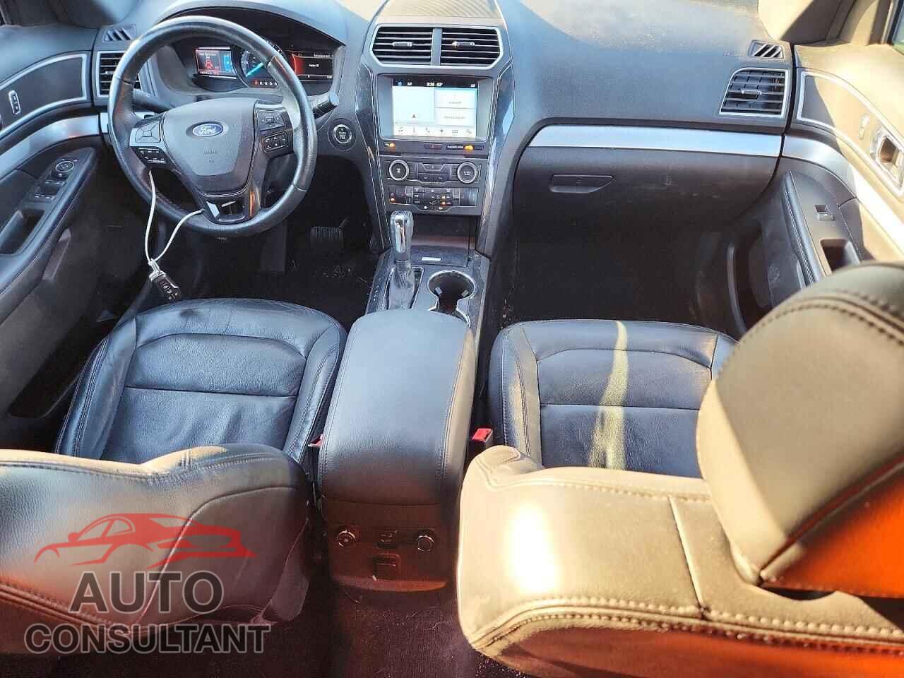FORD EXPLORER 2017 - 1FM5K7D87HGD14932