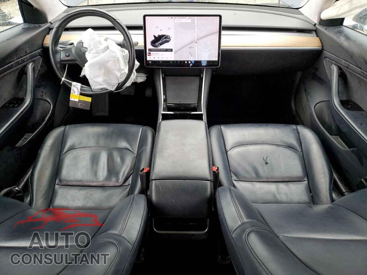 TESLA MODEL 3 2017 - 5YJ3E1EA6HF000913