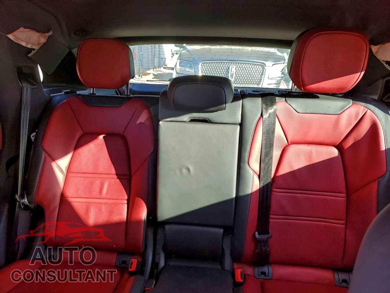 PORSCHE CAYENNE 2024 - WP1AL2AY7RDA35974