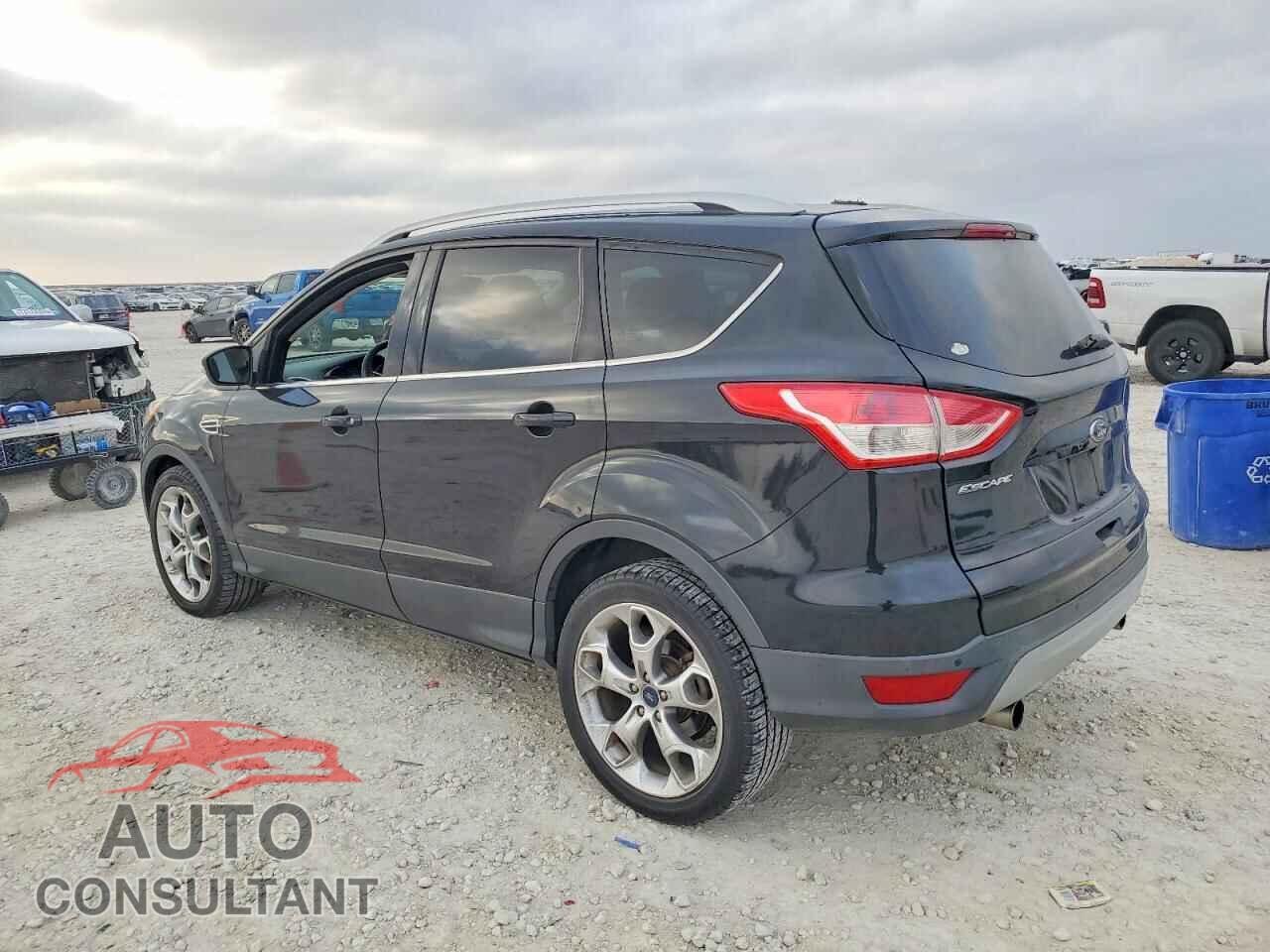 FORD ESCAPE 2013 - 1FMCU0J94DUB28413