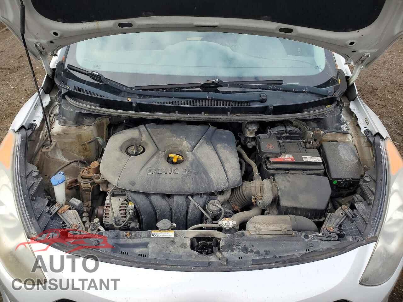HYUNDAI ELANTRA 2013 - KMHD25LE5DU114151