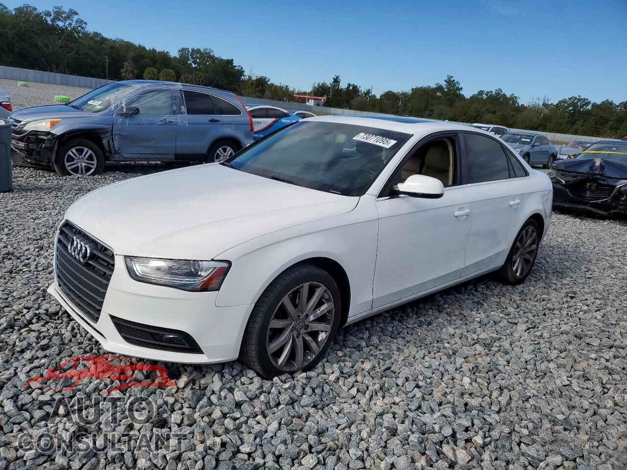 AUDI A4 2013 - WAUEFAFL2DA170031
