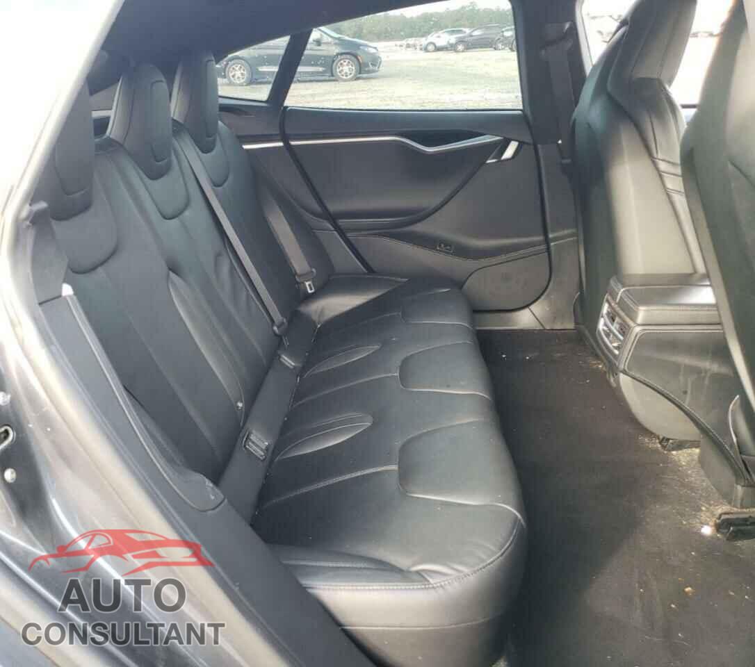 TESLA MODEL S 2016 - 5YJSA1E22GF131299