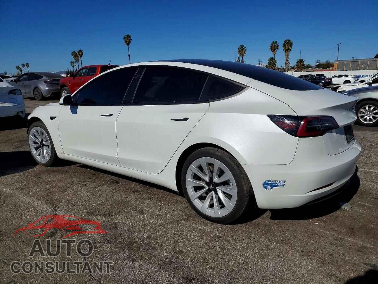 TESLA MODEL 3 2021 - 5YJ3E1EA2MF996107