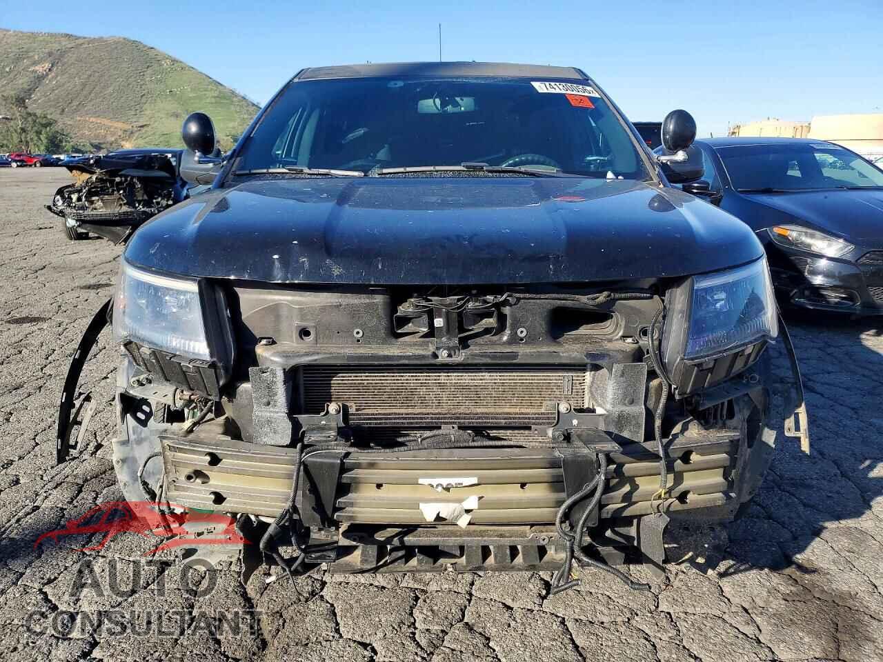 FORD EXPLORER 2018 - 1FM5K8AR4JGB12574