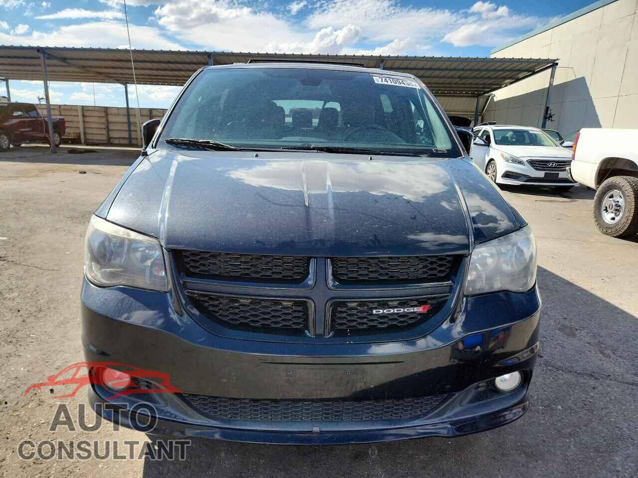 DODGE CARAVAN 2018 - 2C4RDGEG9JR335940