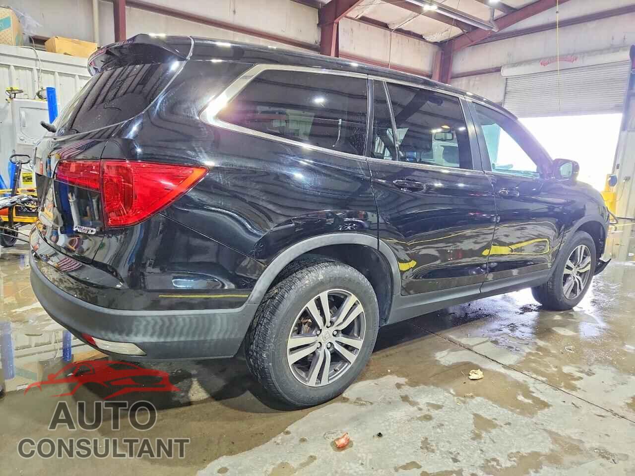 HONDA PILOT 2017 - 5FNYF6H85HB096901