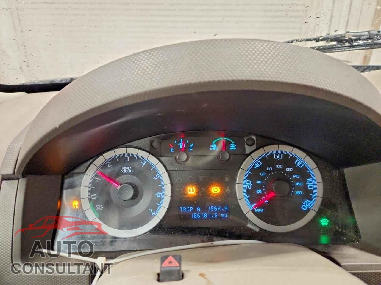 FORD ESCAPE 2009 - 1FMCU59329KB08452